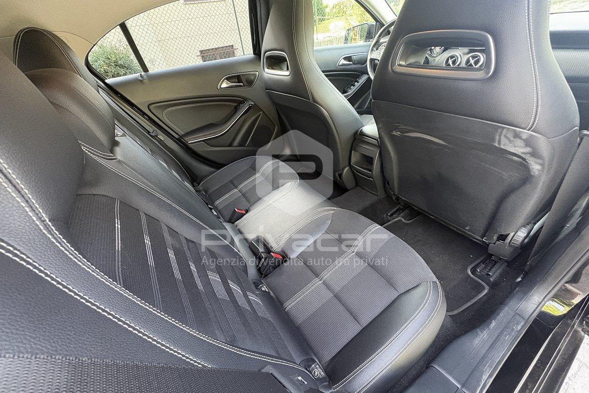 MERCEDES A 180 d Automatic Sport