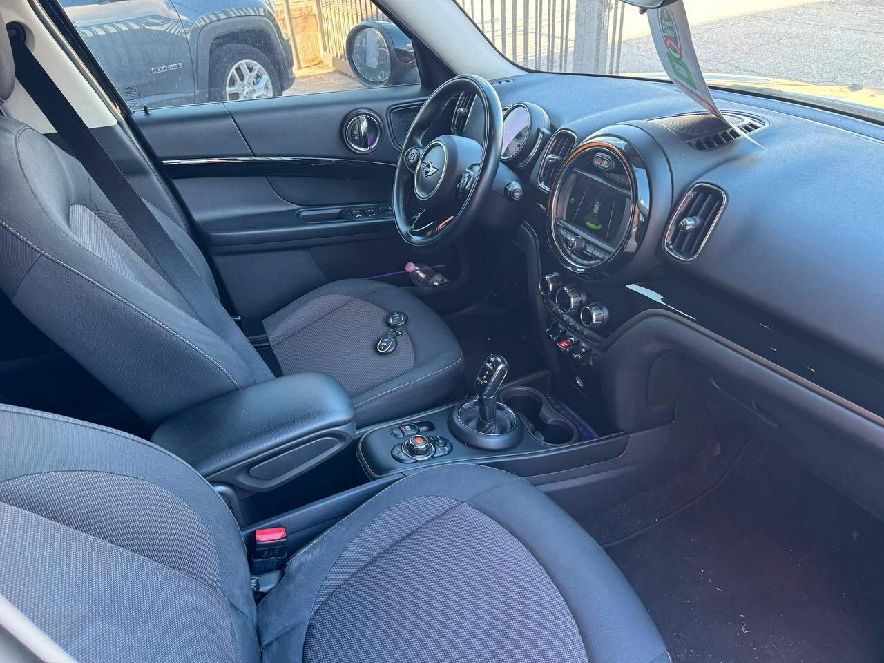 Mini Cooper D Countryman Mini 2.0 Cooper D Countryman automatica