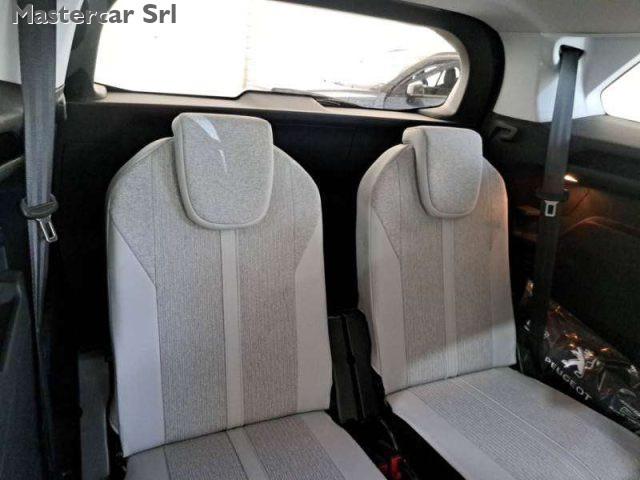 PEUGEOT 5008 5008 7 POSTI 1.5 bluehdi Allure - targa GC824JW