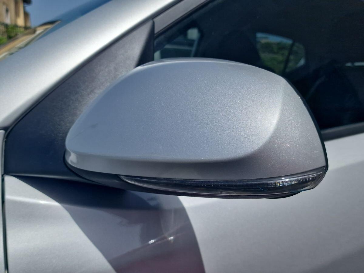 HYUNDAI I10 1.0 C/A TECH + CONNECTLINE