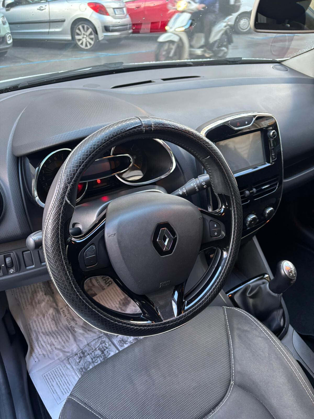 Renault Clio 1.2 75CV GPL 5 porte Live FINANZIABILE NEOPATENTATI