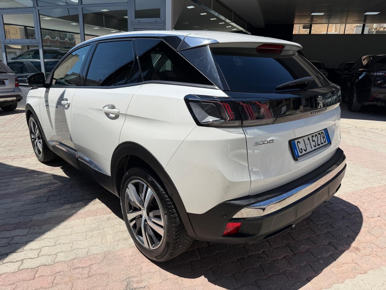 Peugeot 3008 BlueHDi 130 S&S EAT8 Allure 2022