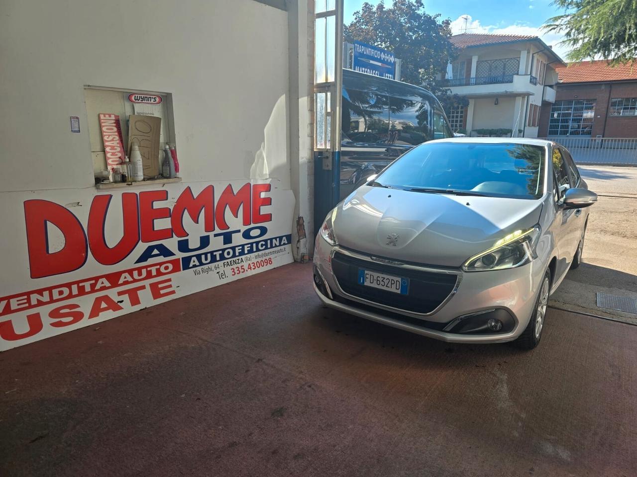 Peugeot 208 PureTech 68 5 porte Active rate da 120 mese