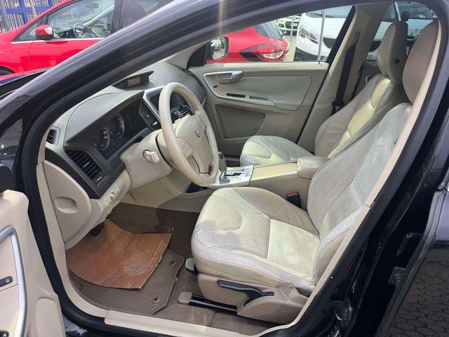 VOLVO XC60 XC60 I 2.4 d5 Momentum