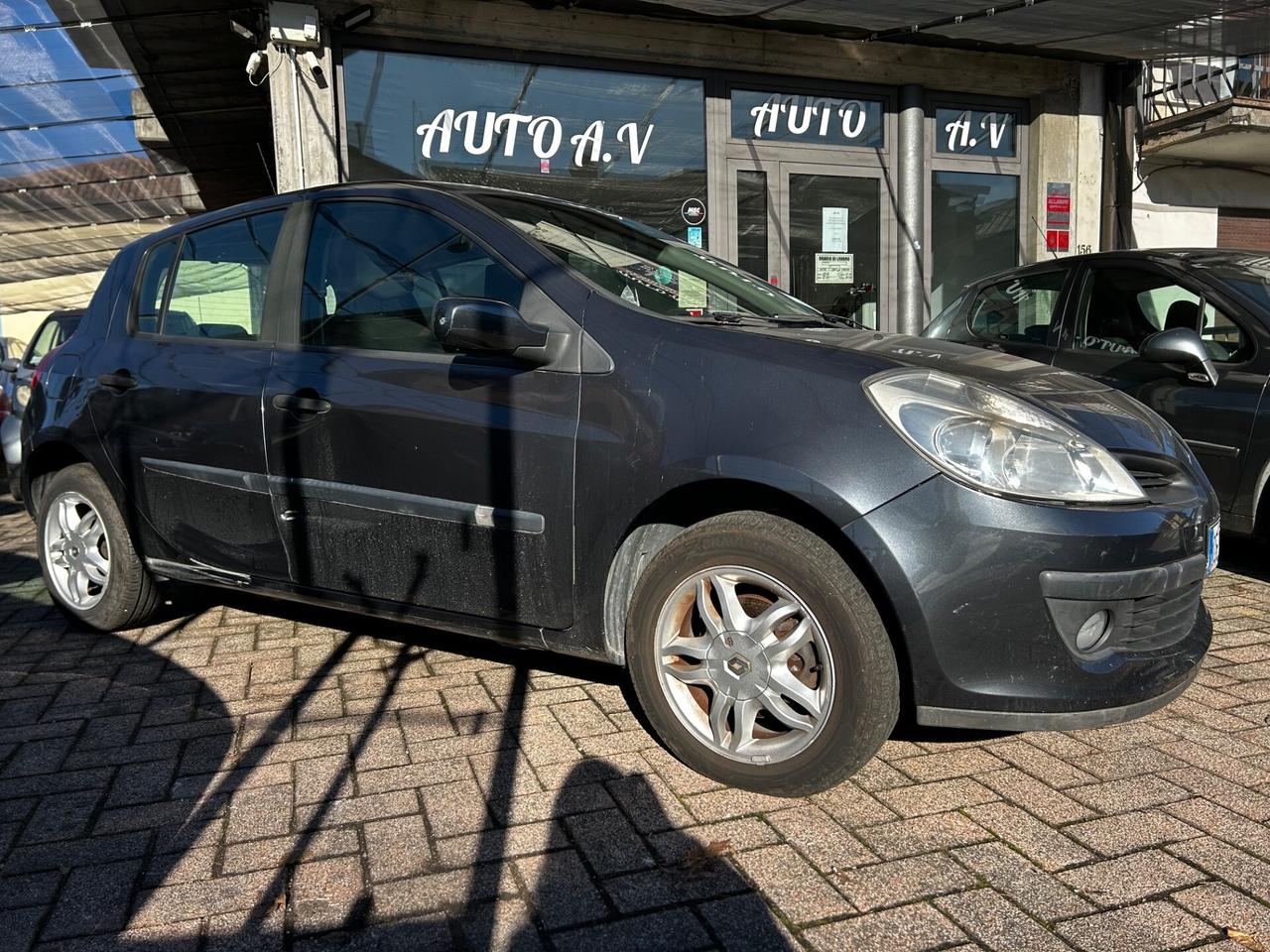 Renault Clio 1.2 16V 5 porte Luxe