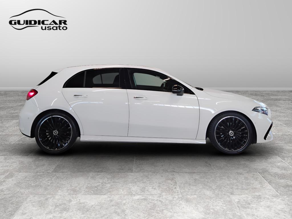 Mercedes-Benz Classe A - W177 2023 - A 180 d AMG Line Advanced Plus auto