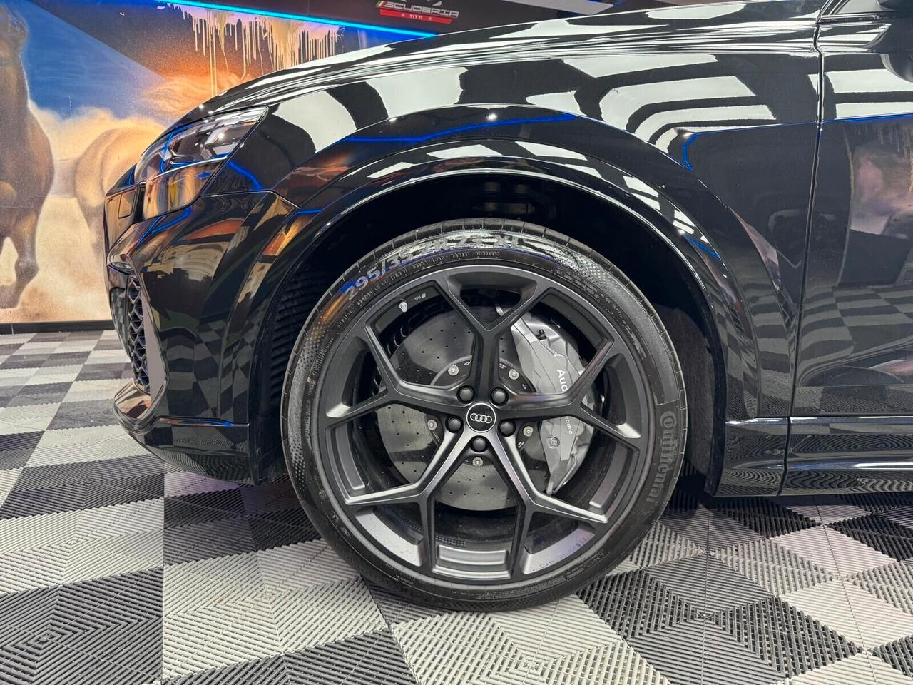 Audi Q8 RS TFSI V8 quattro tiptronic Performance (570)