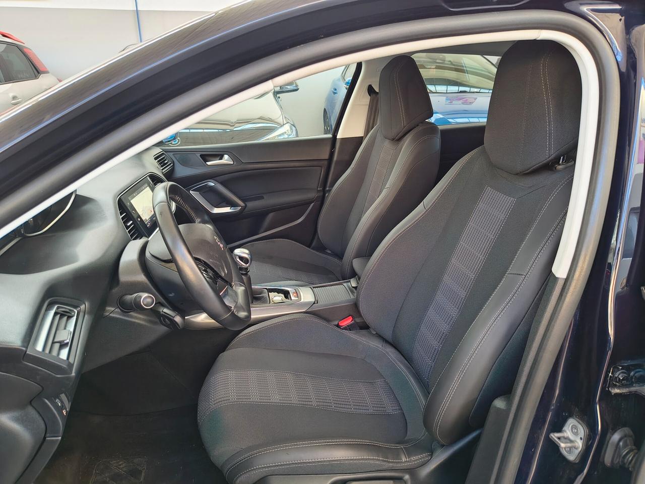 Peugeot 308 PureTech Turbo 130 S&S Allure