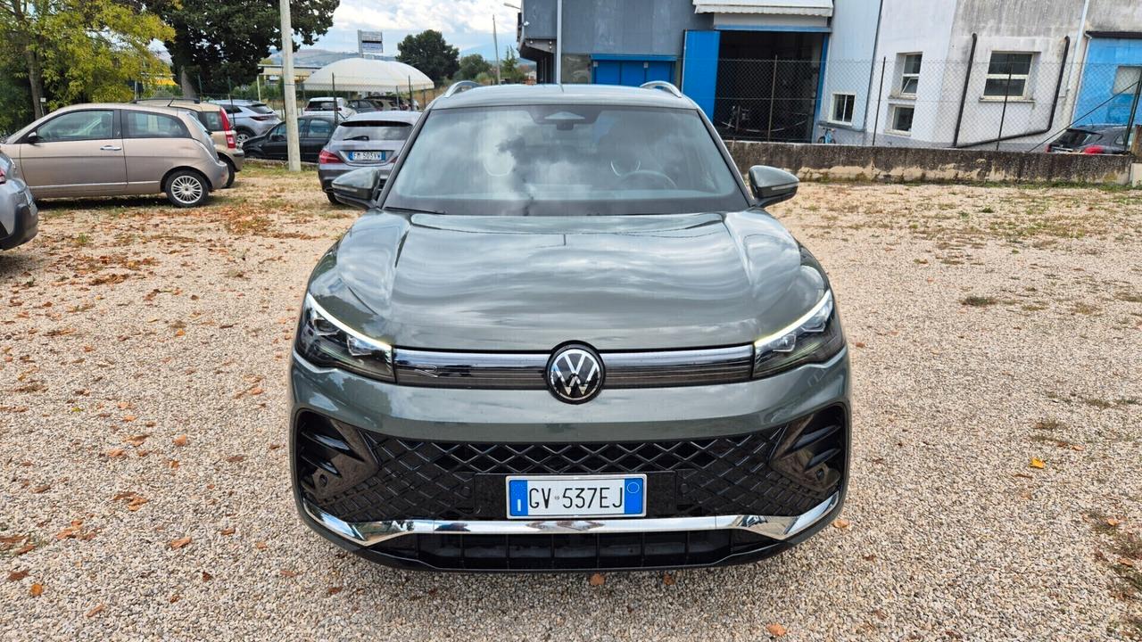 Volkswagen Tiguan 2.0 TDI 150 CV SCR DSG R-Line