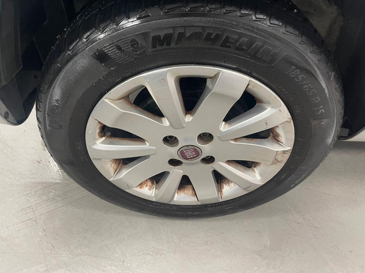 Fiat Qubo 1.3 MJT 75 CV Trekking