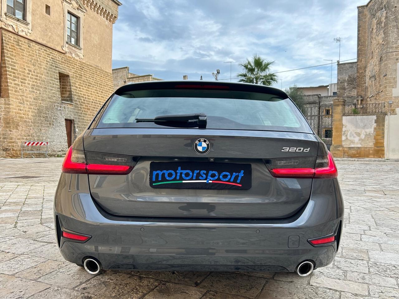 Bmw 320d Sport 190 cv lights ambient + virtual