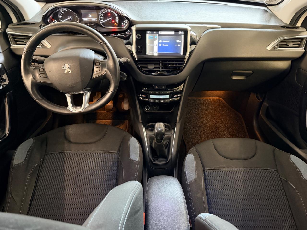 Peugeot 208 1.2 VTi 82 CV 5 porte Allure