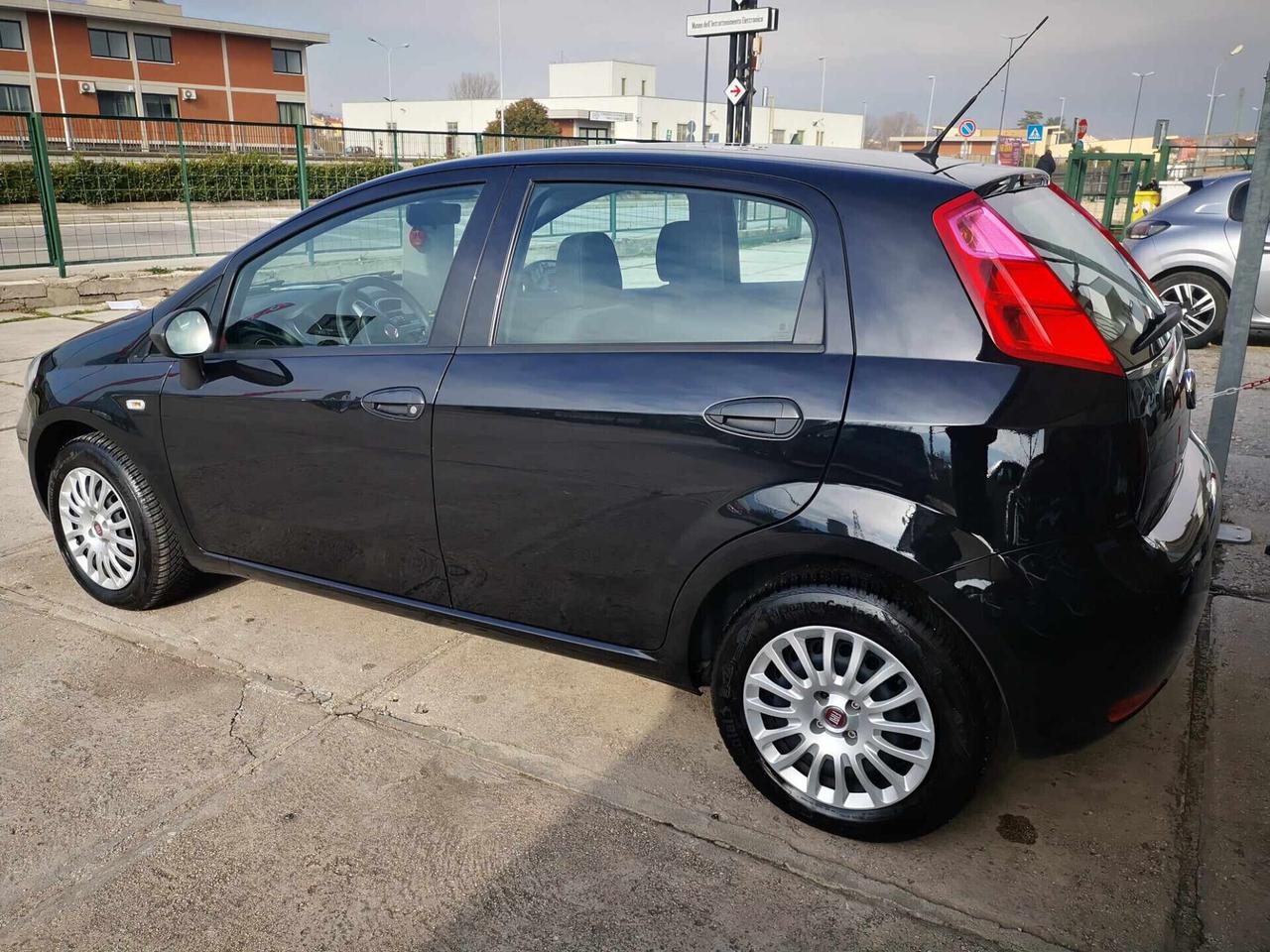 Fiat Punto 1.2 8V 5 porte Street