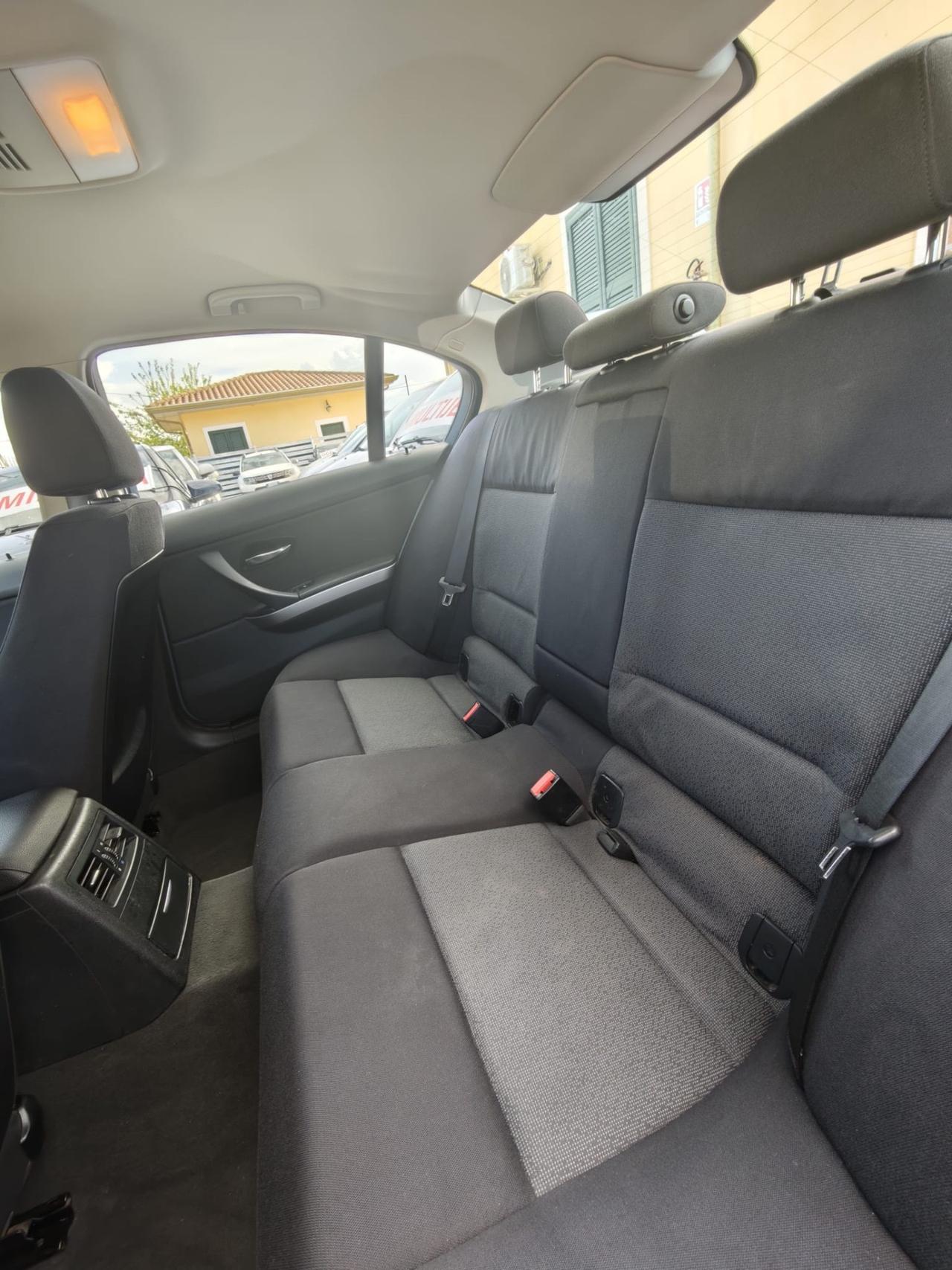 Bmw 320d berlina garantita 12 mesi