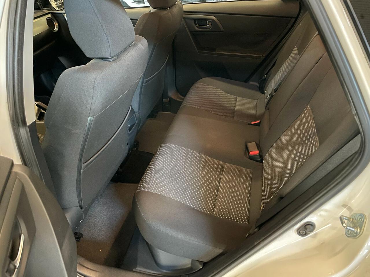 Toyota Auris 1.8 Hybrid Active Eco