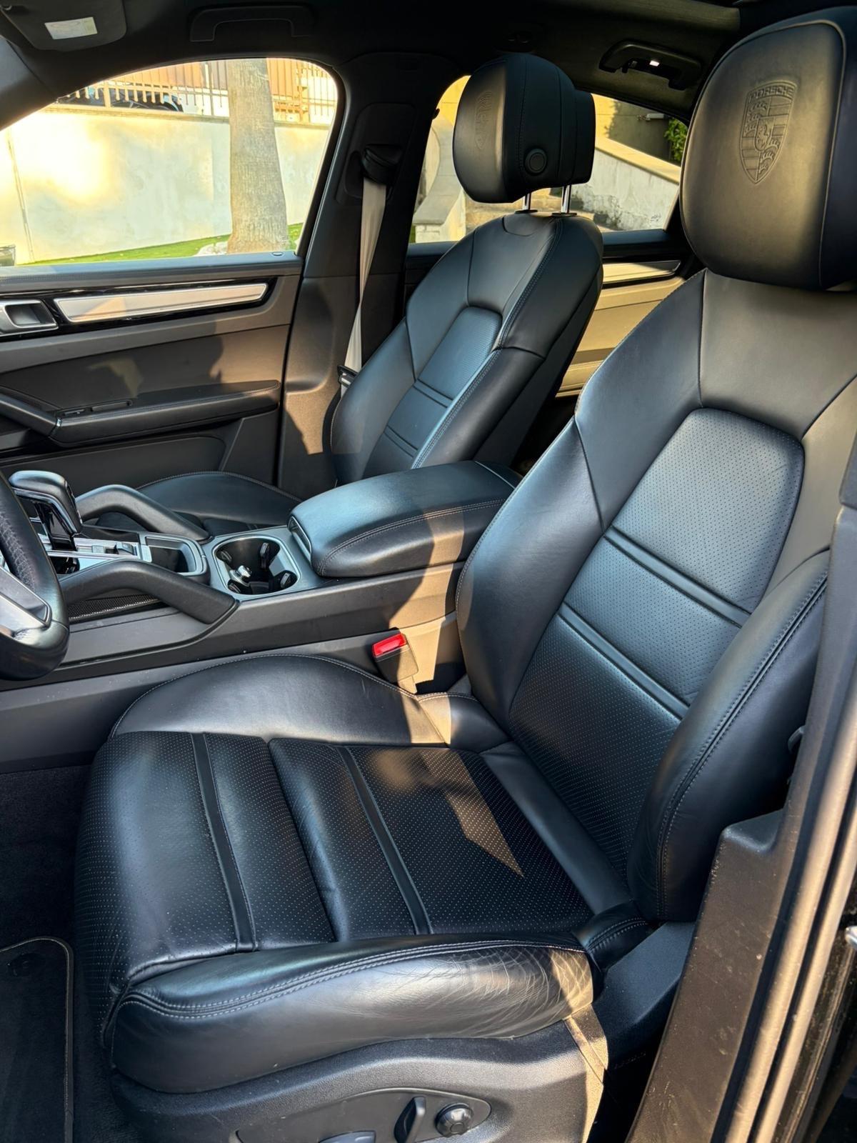 Porsche Cayenne Coupé 3.0 V6