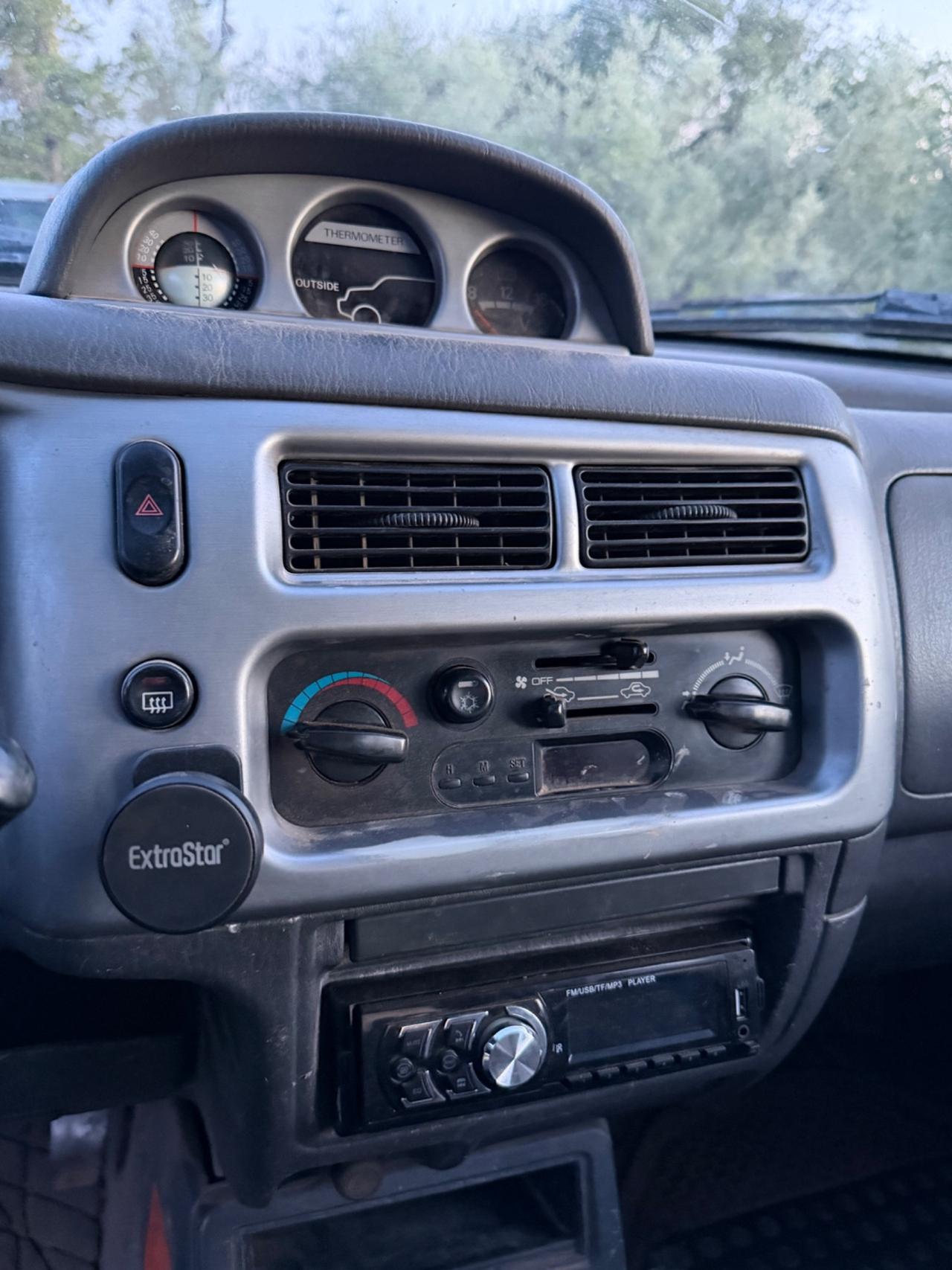 Mitsubishi L200 2.5 TDI 4WD Club Cab Pick-up GL