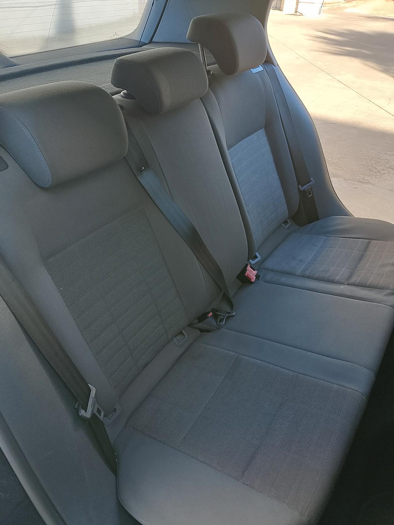 Volkswagen Golf 1.9 TDI DPF 5p. 5m. GT Sport