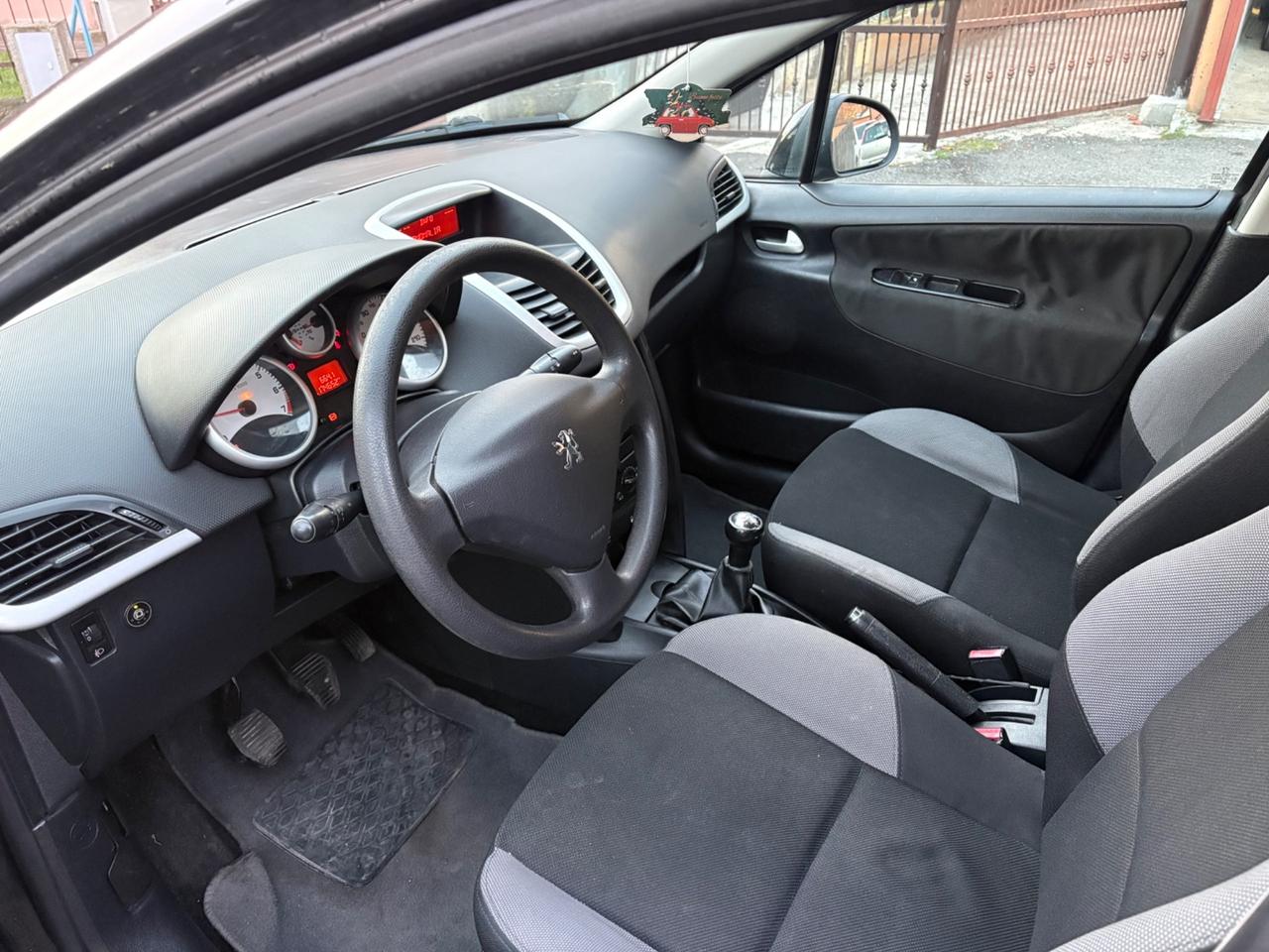 Peugeot 207 1.4 8V 75CV 5p. Energie Sport ECO GPL