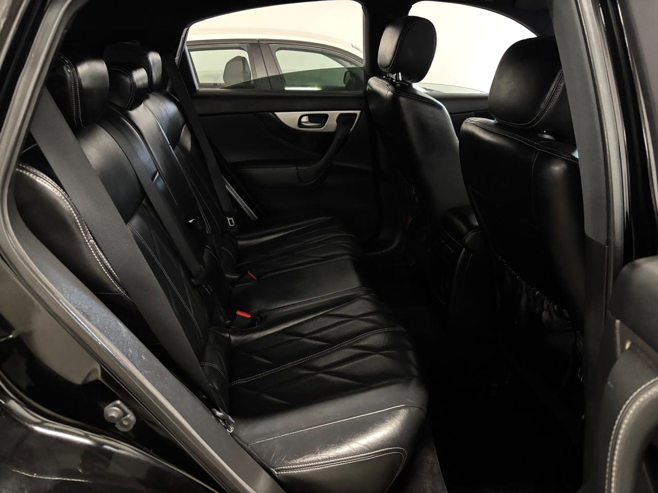 Infiniti FX FX30d S PREMIUM |FULL OPT. |