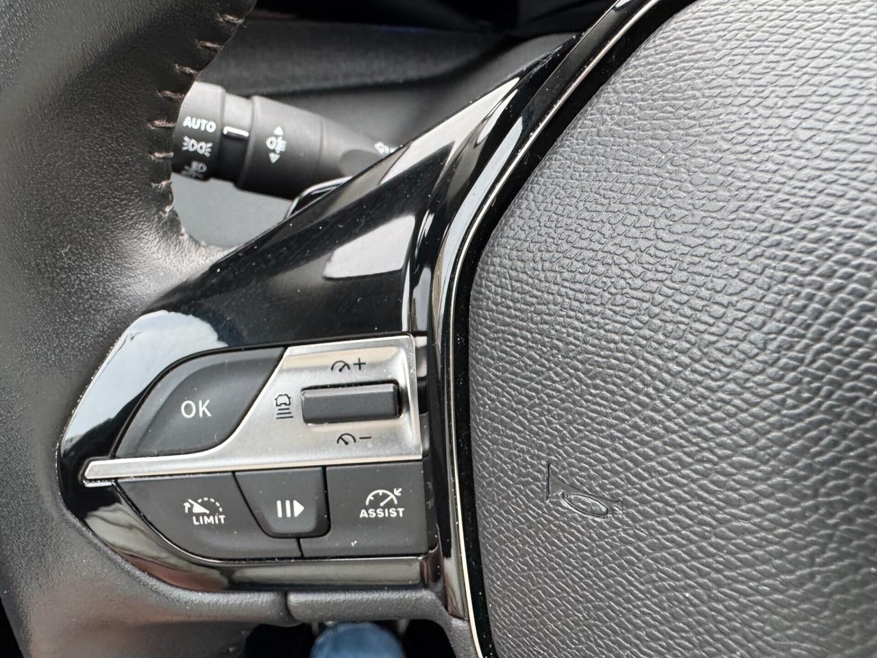 PEUGEOT 308 1.5 DIESEL 130CV EAT8 ALLURE 2022