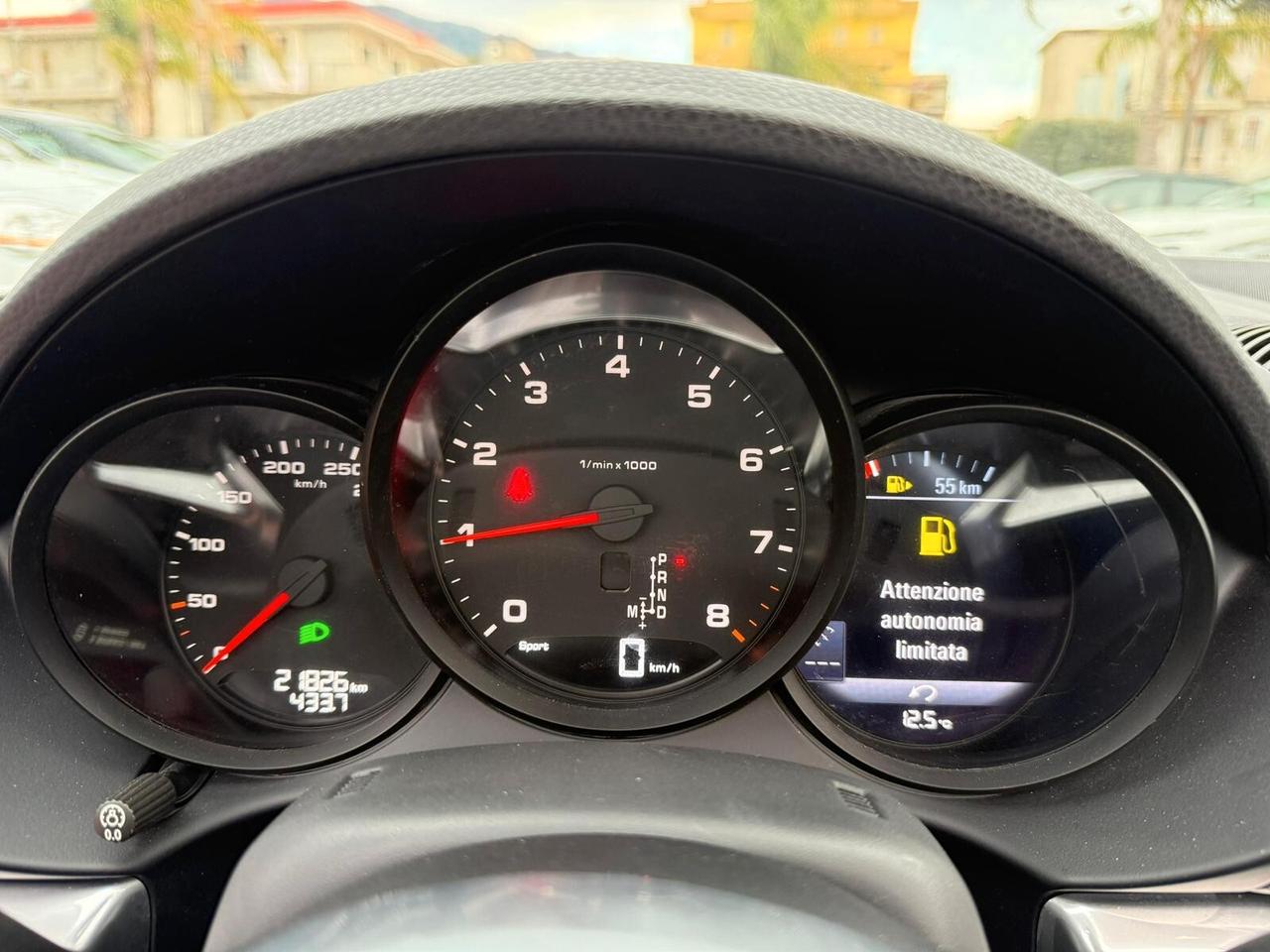 Porsche 718 Spyder Boxster 2.0