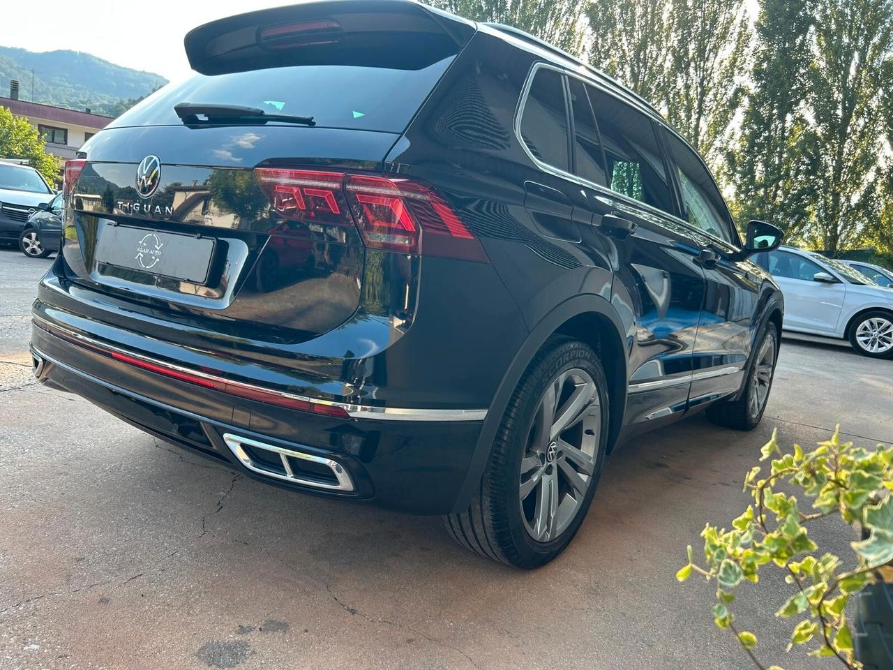 Volkswagen Tiguan 2.0 tdi R-Line 150cv dsg - FULL OPTIONAL