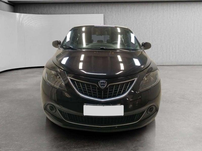 Lancia Ypsilon 1.0 firefly hybrid Silver s&s 70cv