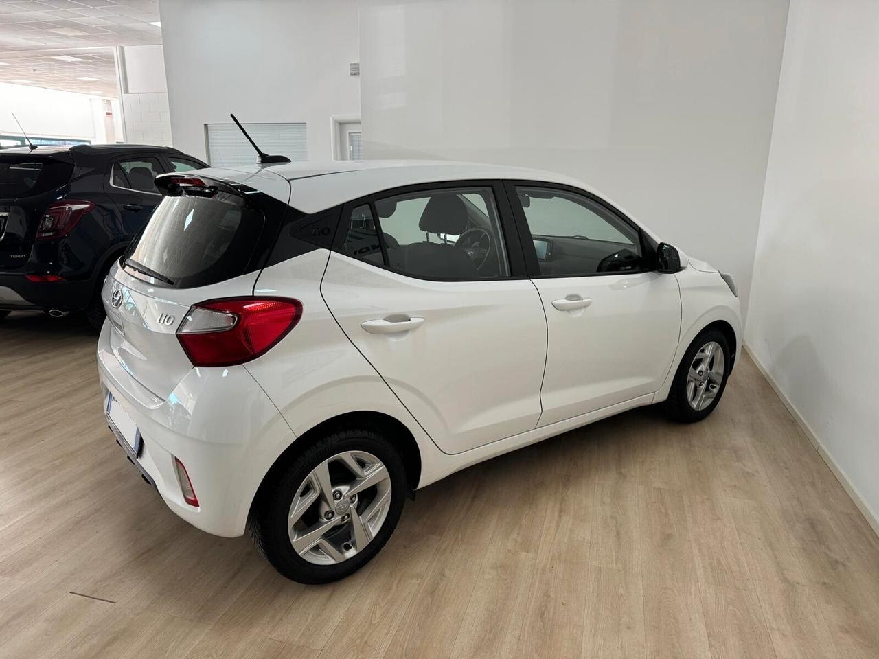 Hyundai i10 1.0 MPI Tech A/T **** NEOPATENTATI****