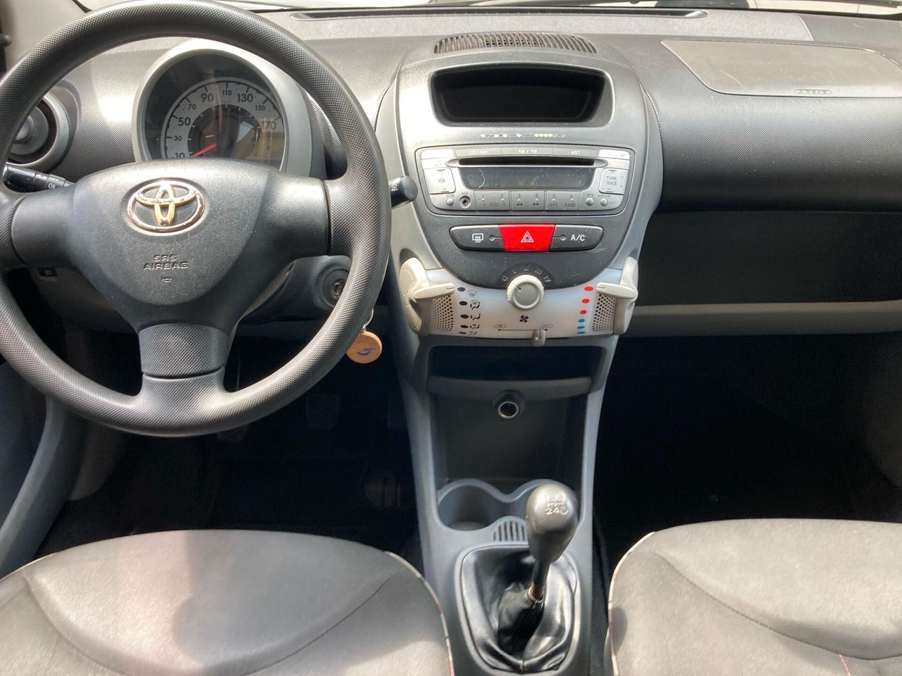 Toyota Aygo 1.0 - IDEALE X NEOPATENTATI - 2010