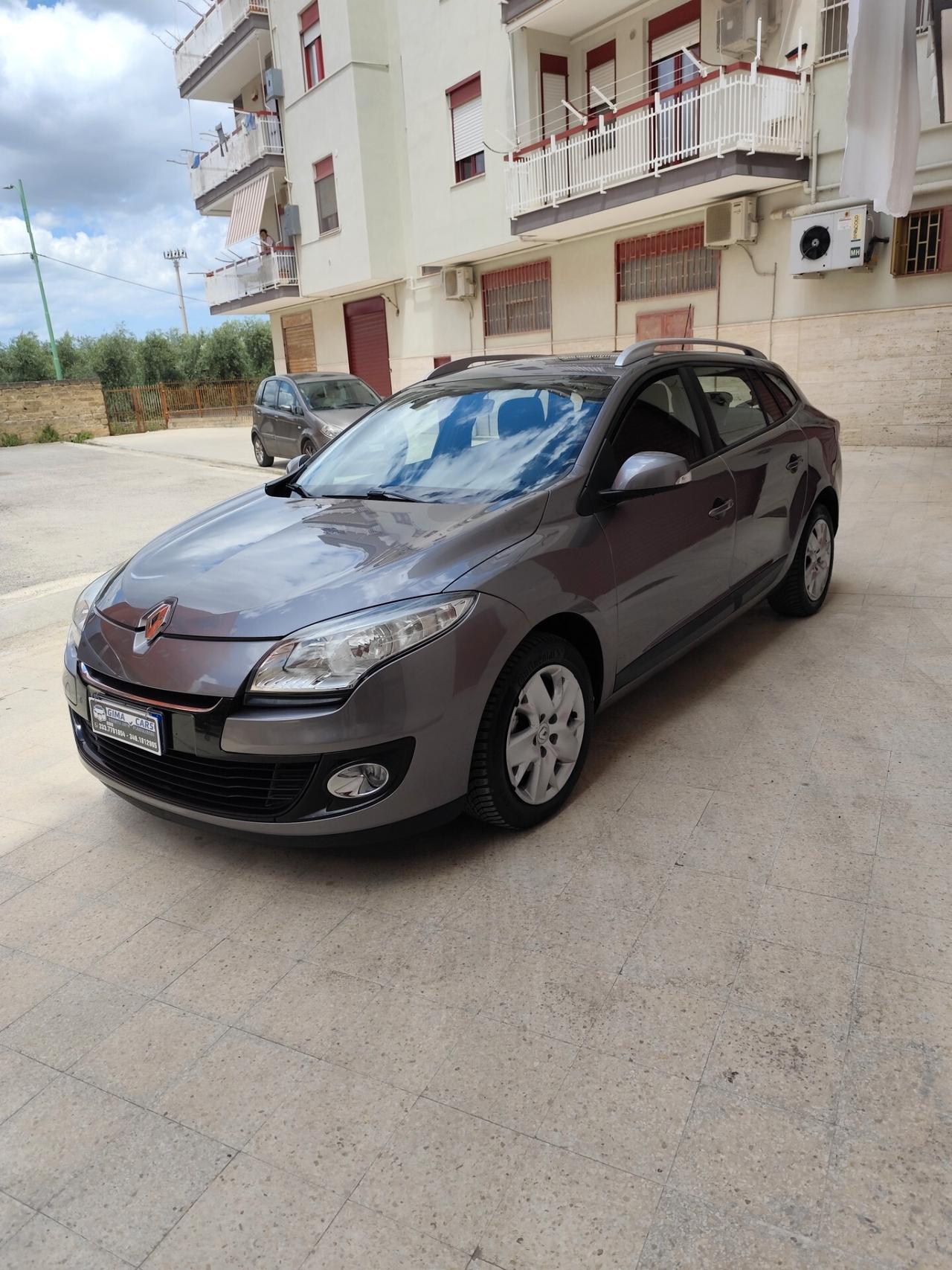 Renault Megane 1.5 dCi 110CV SporTour Live SW