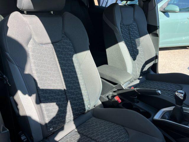 AUDI A1 SPB 30 TFSI Identity Black