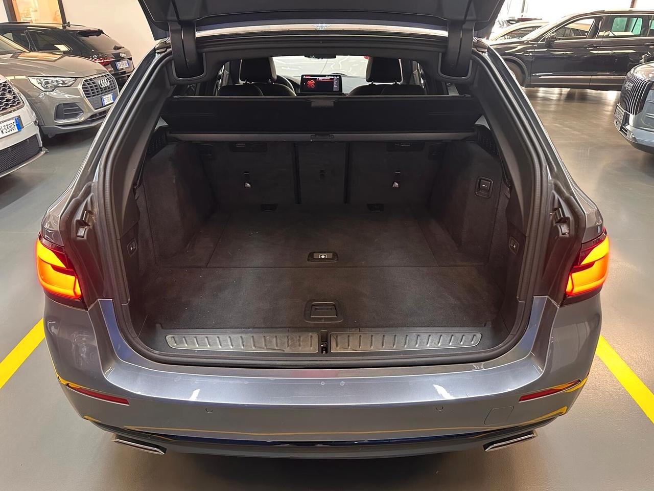BMW 520 d Touring mhev 48V Luxury auto * IVA ESPOSTA *