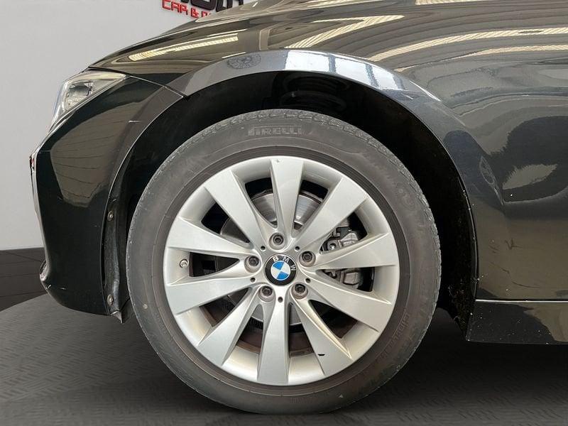 BMW Serie 3 BMW 320D Touring automatica XDRIVE