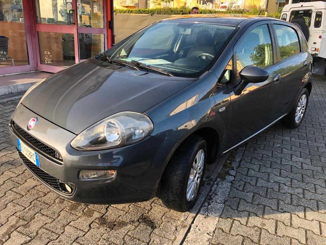 Fiat Punto 1.4 8V 5 porte Natural Power Street X NEOPATENTATO UNICO PROPRIETARIO CON GARANZIA EUROPEA 12 MESI ESTENDIBILE FINO A 36 MESI!!!