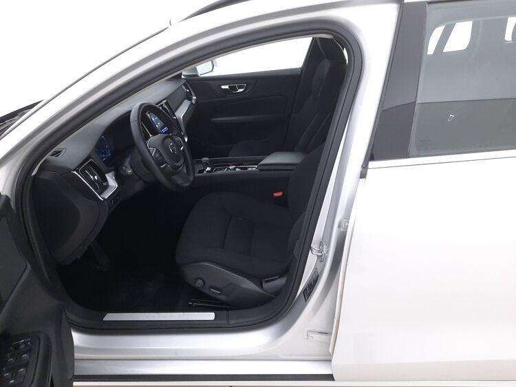 Volvo V60 B4 (d) Momentum Business Pro Geartronic BR822680 2.0 Mild Hybrid 197CV