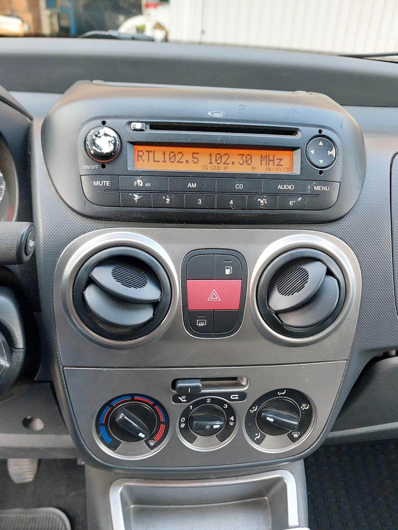Fiat Qubo 1.4 8V 77 CV Dynamic Natural Power