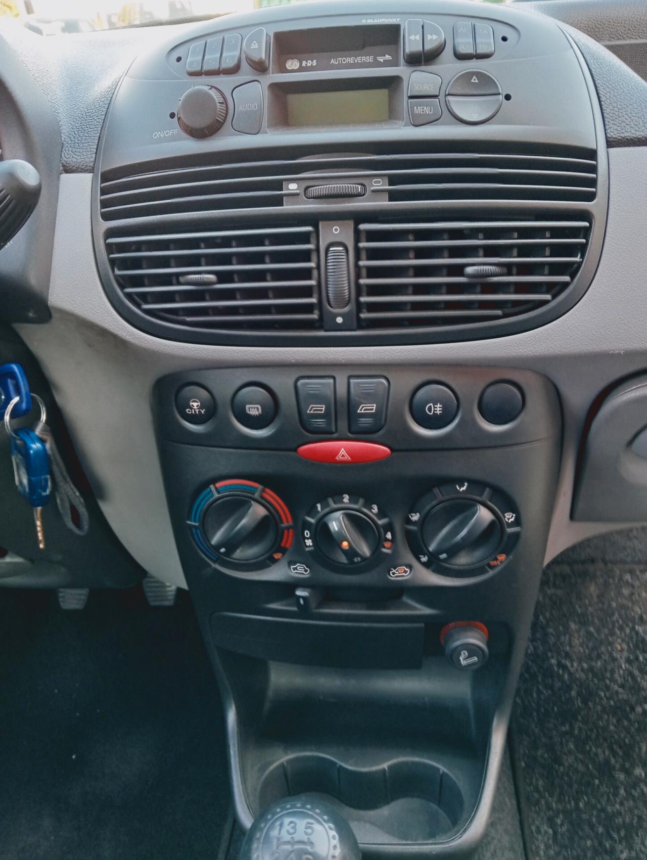 Fiat Punto 1.2i 16V cat 3 porte ELX