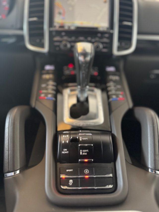 PORSCHE Cayenne 3.0 Diesel //BELL1SS1MO//