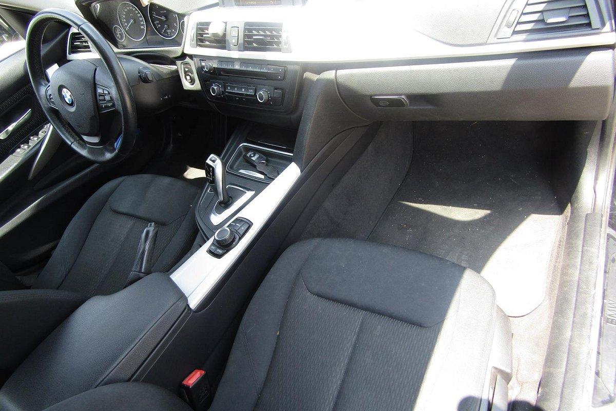 BMW 318d Business aut.