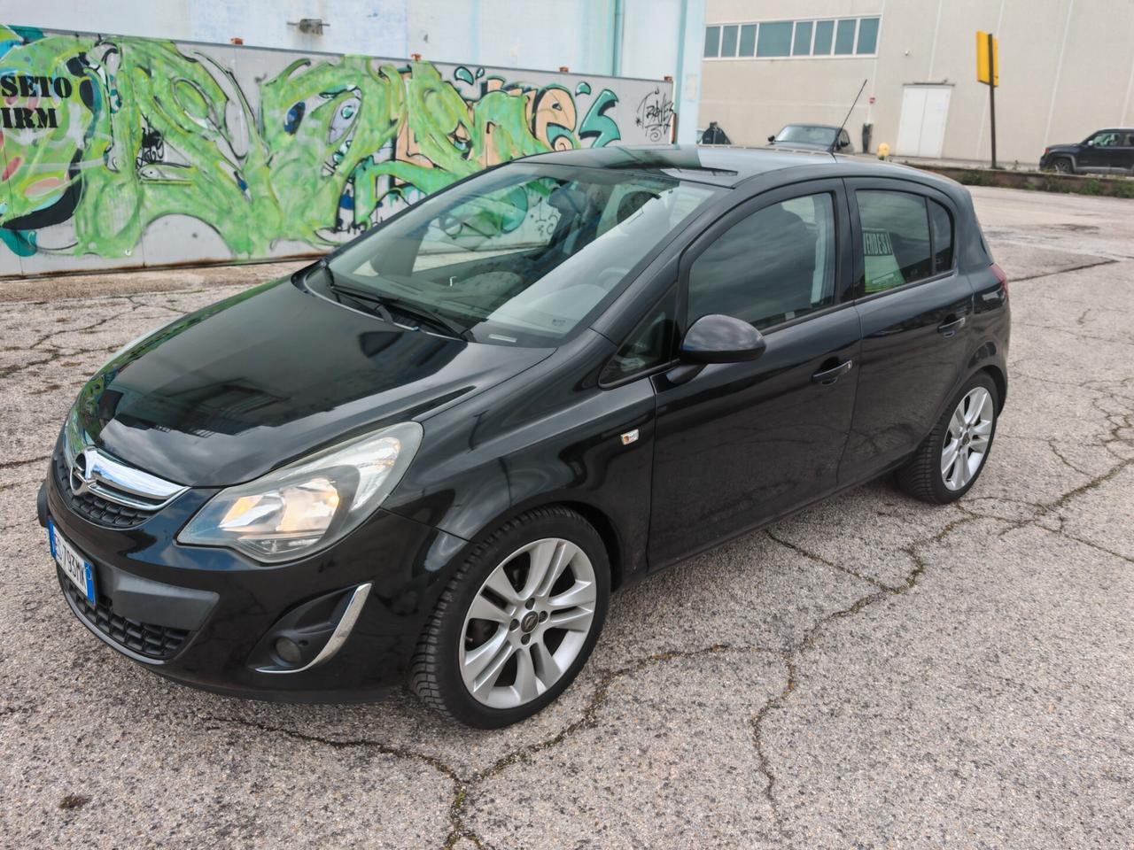 Opel Corsa 1.2 5p unico proprietario ok neopatentati no incidenti.