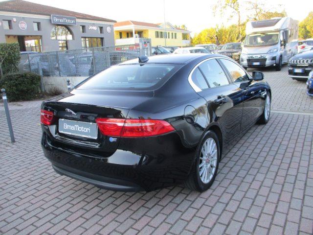 JAGUAR XE 2.0 D Turbo Pure Navi/Frenata/SensoriPark