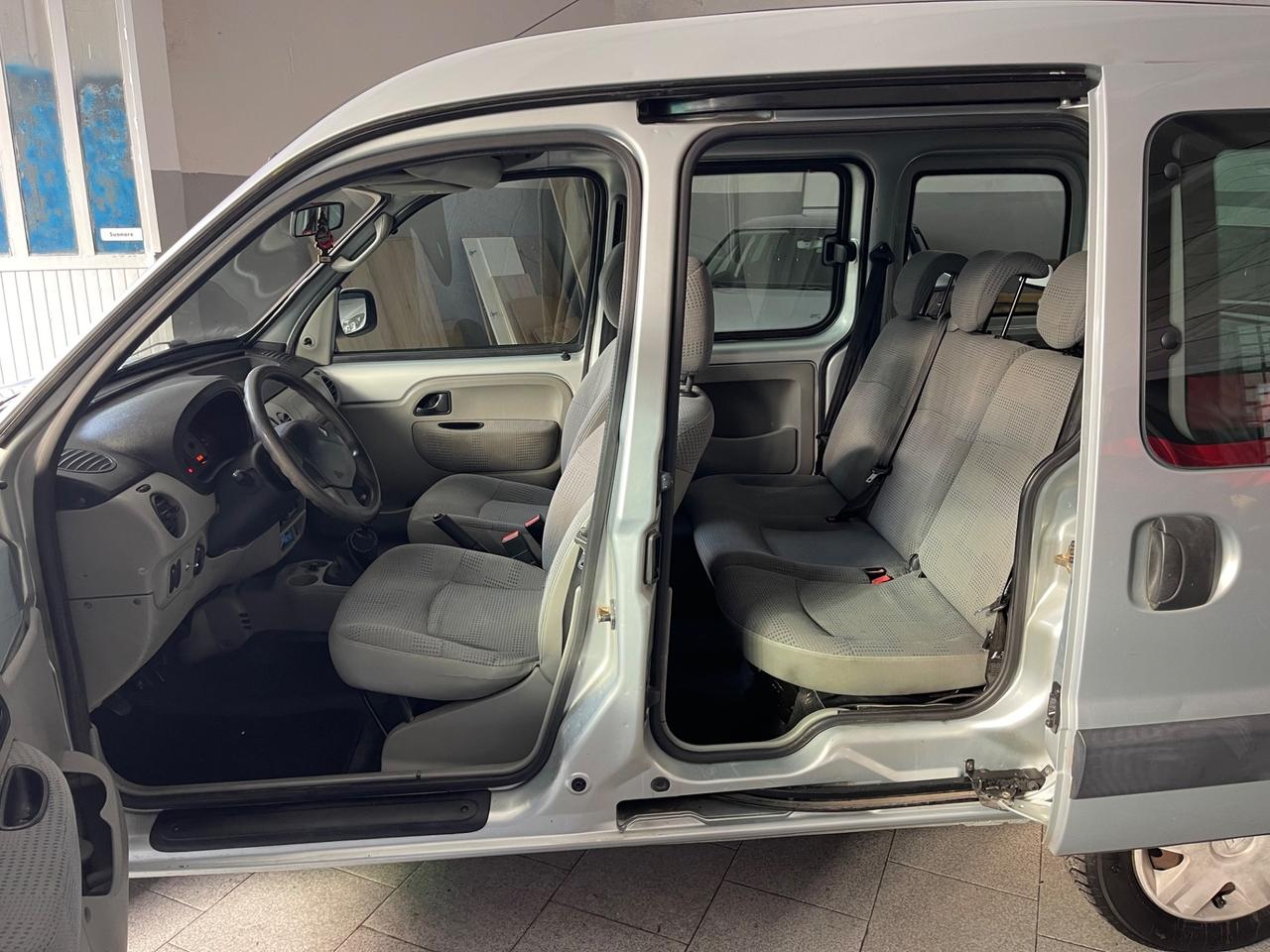 Renault Kangoo 1.5 dCi/82CV 5p. Privilège