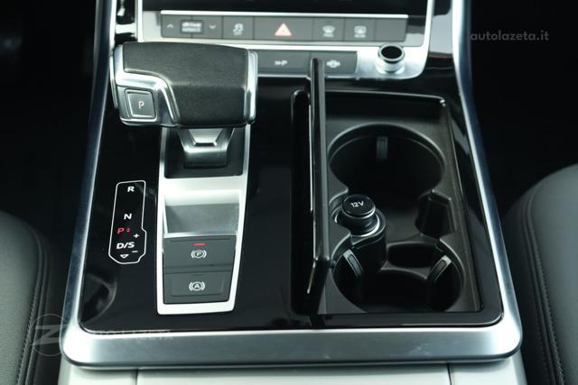 AUDI Q8 50 TDI 286 CV Sline quattro tiptronic