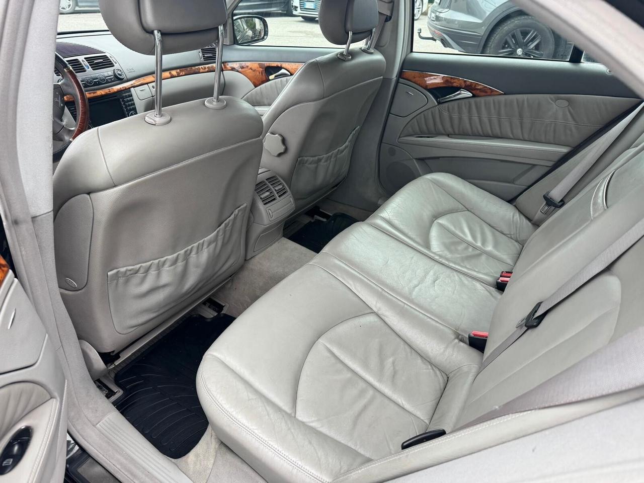 Mercedes-benz E 270 CDI cat Avantgarde