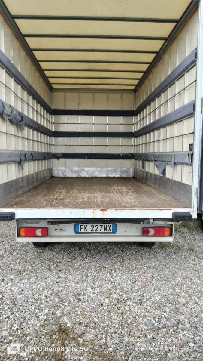 RENAULT master T35 2.3 dci 130cv L3 g.vol. E6 master T35 2.3 dci 130cv L3 g.vol. E6