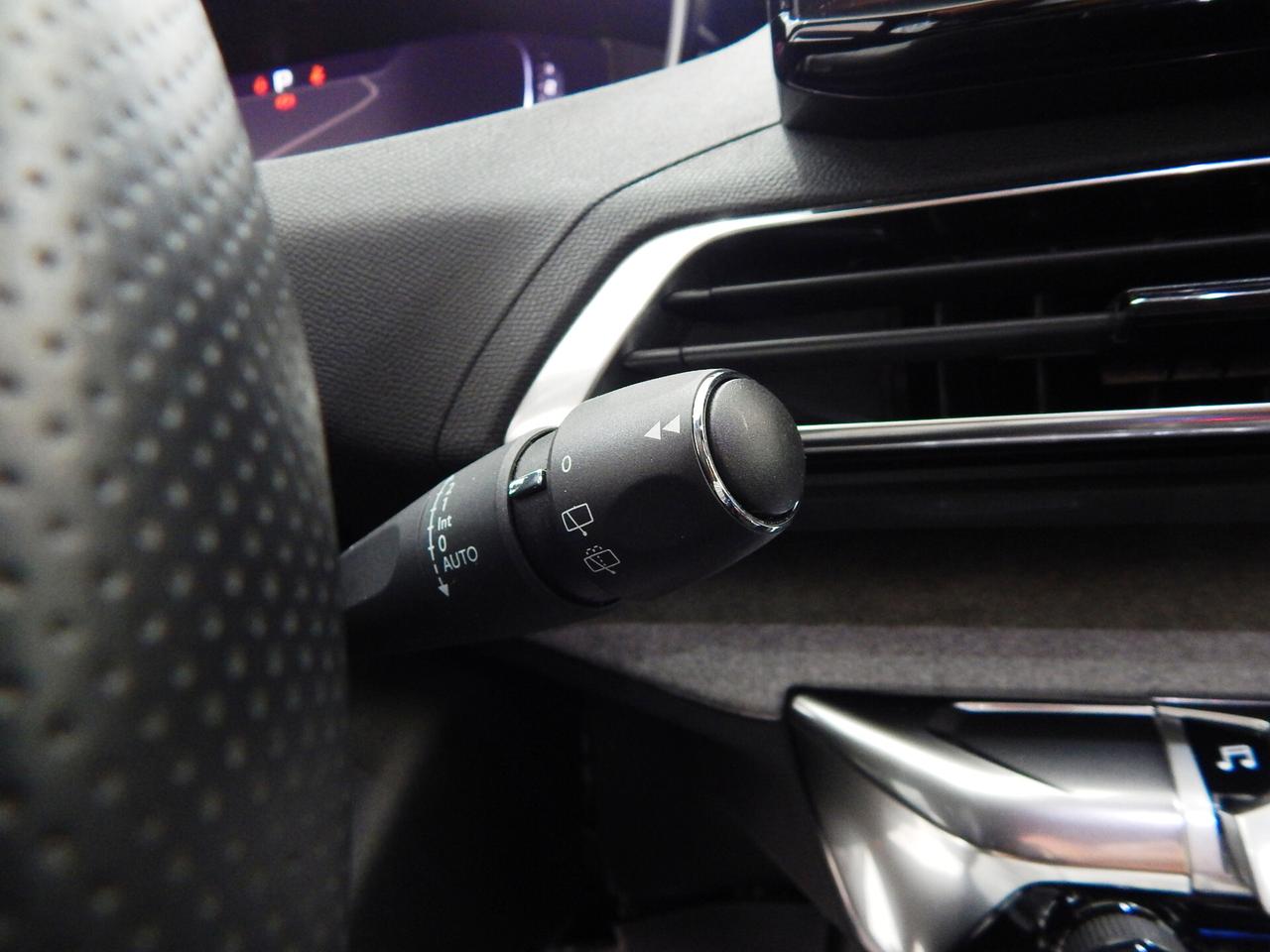Peugeot 3008 1.5 bluehdi GT Pack Black S&S EAT8 TETTO-NAVI-PELLE-LED