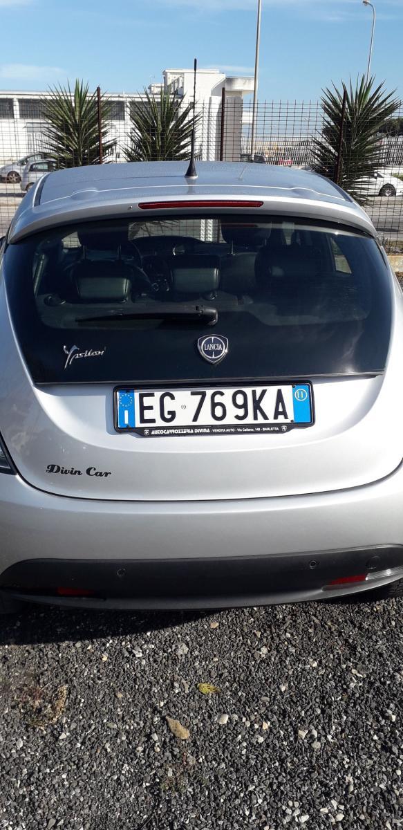 LANCIA - Ypsilon - 1.2 69 CV 5 porte S&S Silver