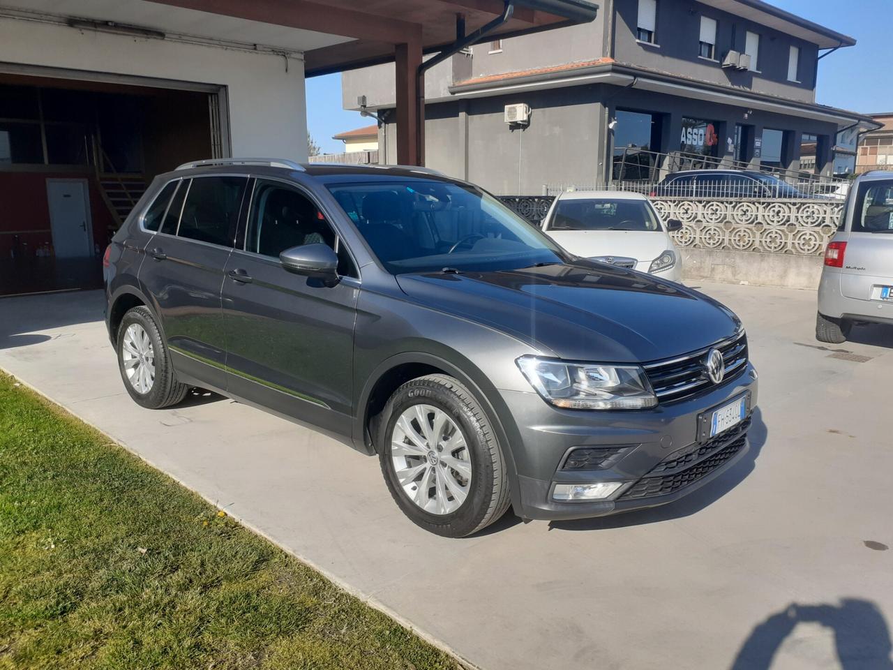 Volkswagen Tiguan 1.6 TDI 115cv Advanced.DA VETRINA