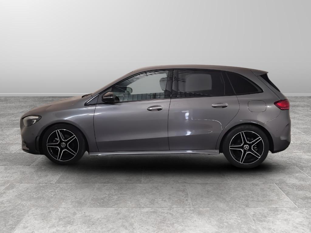Mercedes-Benz Classe B - W247 2023 - B 180 d AMG Line Advanced Plus auto